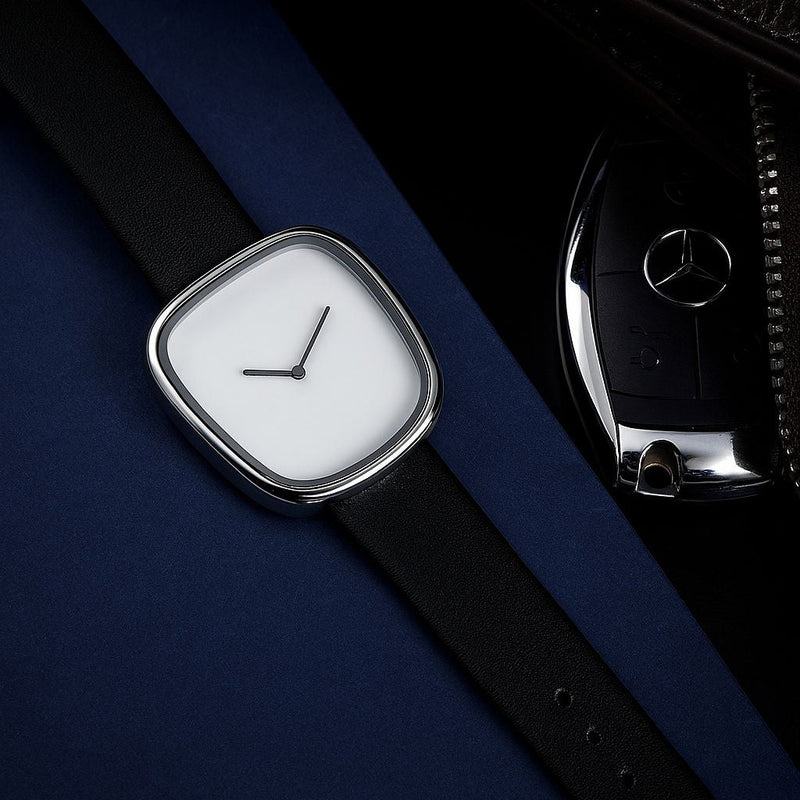 TOMI Classic Leather Strap Watch image 4