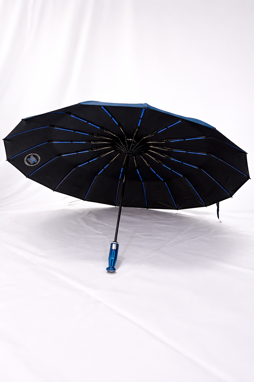 BMW 16 Ribs Auto Open/Close Windproof Umbrella-3:2 image 2