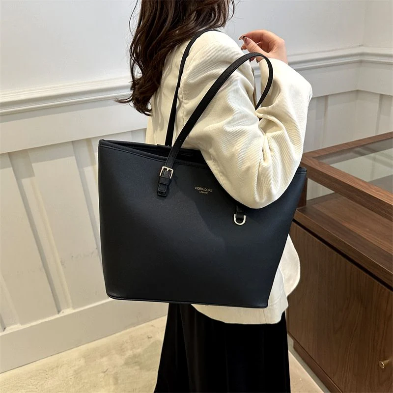 টেক্সচার্ড স্প্রিং আইএনএস স্টাইলের বড় শোল্ডার টোট image 2